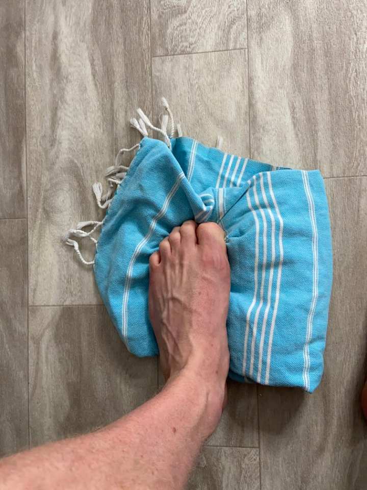 Towel Scrunch